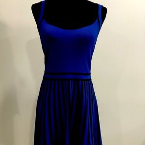 Beautiful dress, worn only once .GUESS